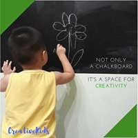 Bảng dán tường trẻ em chuyên dụng - CreativeKids chat bot